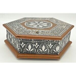 Vintage‎ Embossed Silver Copper & Metal Hexagonal Trinket Box 4 Compartment